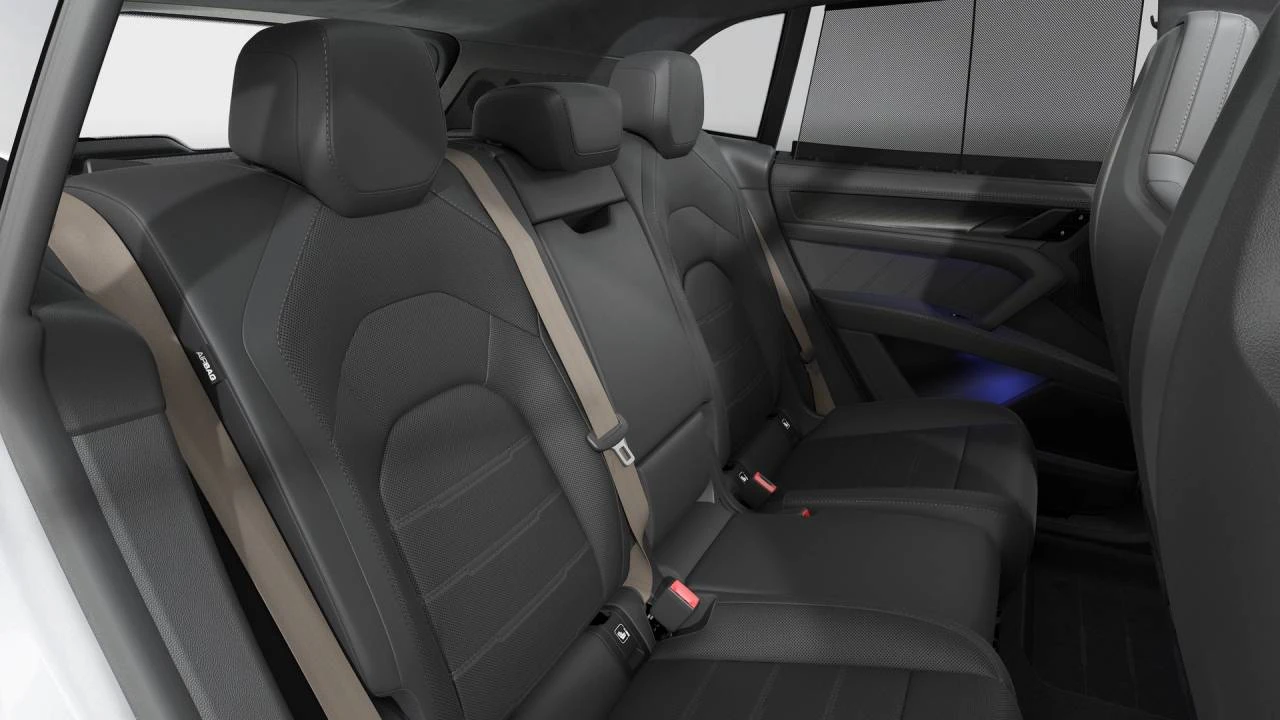 2026 Porsche 9Y0/9Y3 Cayenne Turbo - Image 13 of 14
