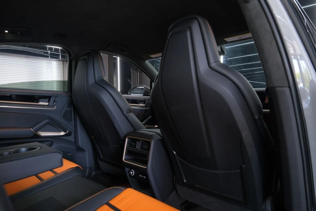 2026 Porsche 9Y0/9Y3 Cayenne Turbo GT - Image 30 of 31