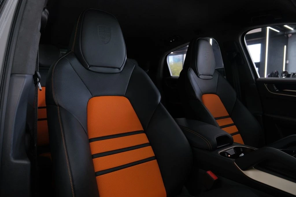 2026 Porsche 9Y0/9Y3 Cayenne Turbo GT - Image 22 of 31