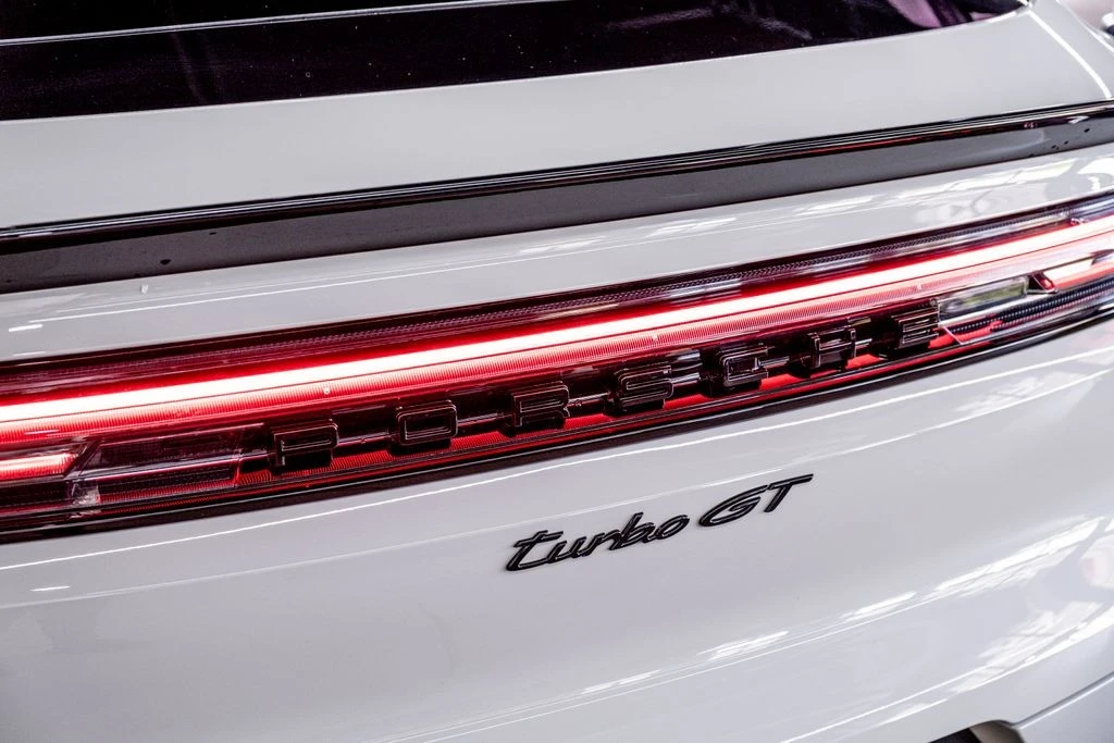 2026 Porsche 9Y0/9Y3 Cayenne Turbo GT - Image 29 of 31