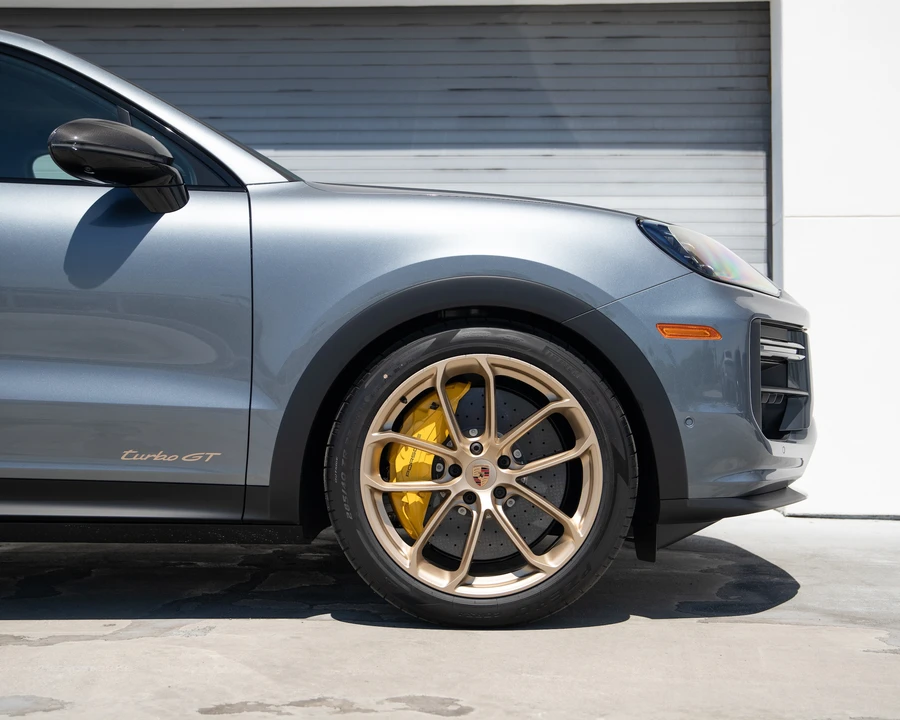 2026 Porsche 9Y0/9Y3 Cayenne Turbo GT - Image 11 of 30