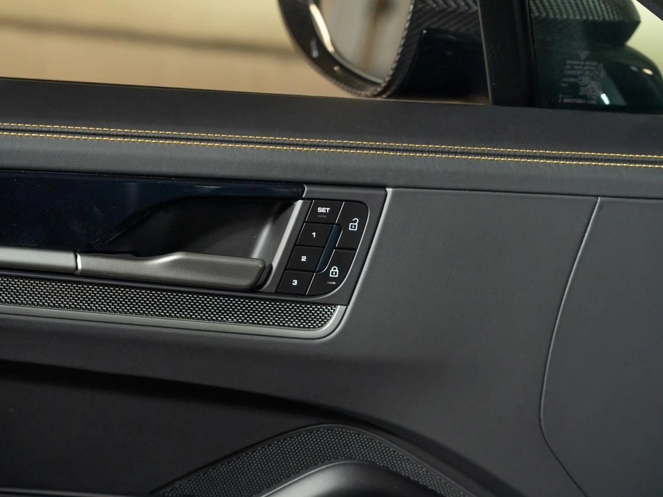 2026 Porsche 9Y0/9Y3 Cayenne Turbo GT - Image 23 of 29
