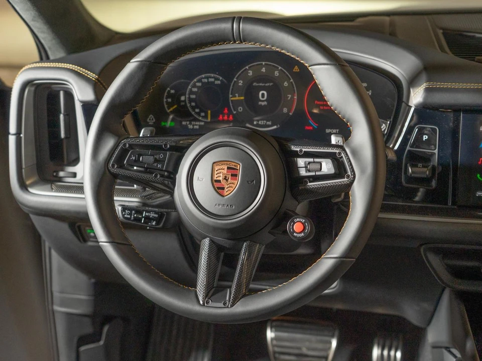 2026 Porsche 9Y0/9Y3 Cayenne Turbo GT - Image 27 of 29