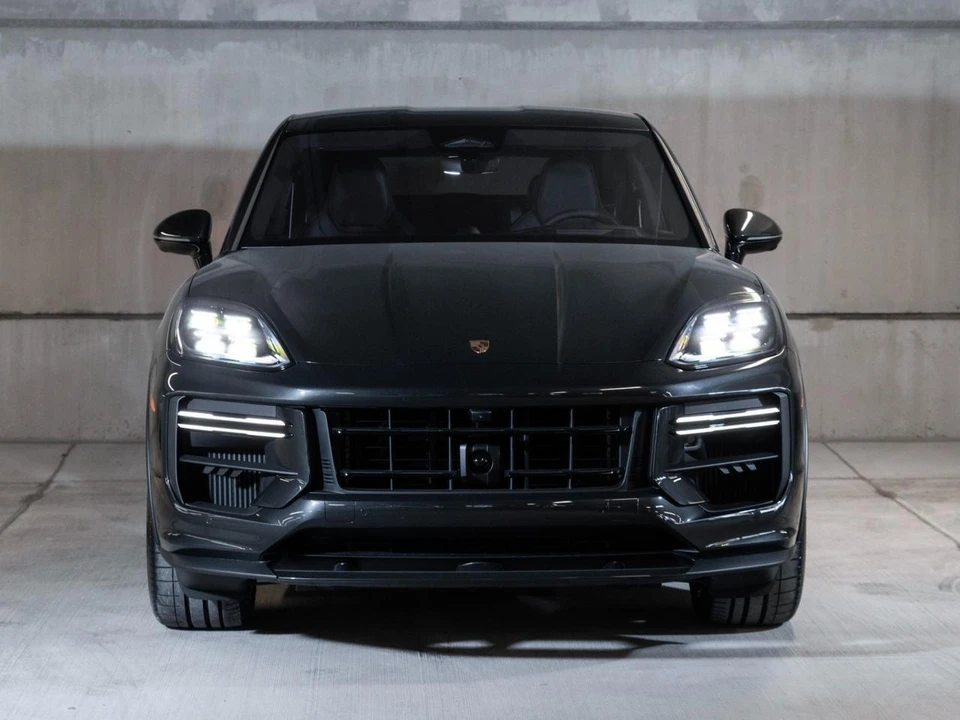 2026 Porsche 9Y0/9Y3 Cayenne Turbo GT - Image 5 of 29
