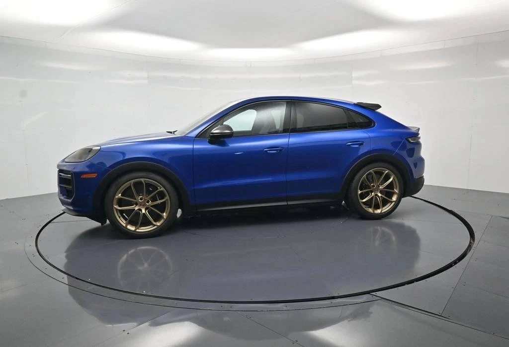 2026 Porsche 9Y0/9Y3 Cayenne Turbo GT - Image 2 of 4