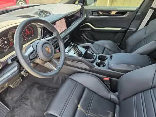 2026 Porsche 9Y0/9Y3 Cayenne Turbo GT - Image 25 of 31