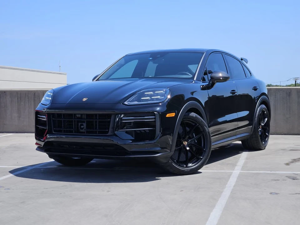 2026 Porsche 9Y0/9Y3 Cayenne Turbo GT - Image 3 of 31