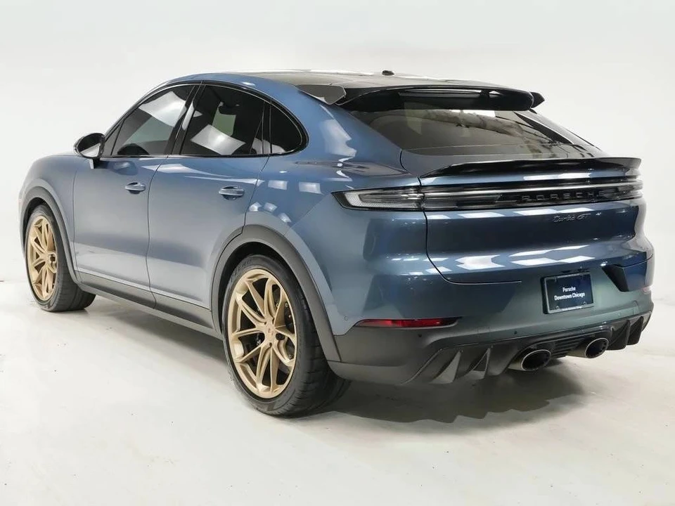 2026 Porsche 9Y0/9Y3 Cayenne Turbo GT - Image 3 of 5