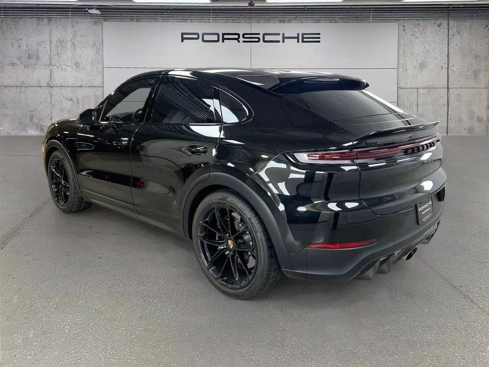 2026 Porsche 9Y0/9Y3 Cayenne Turbo GT - Image 3 of 4
