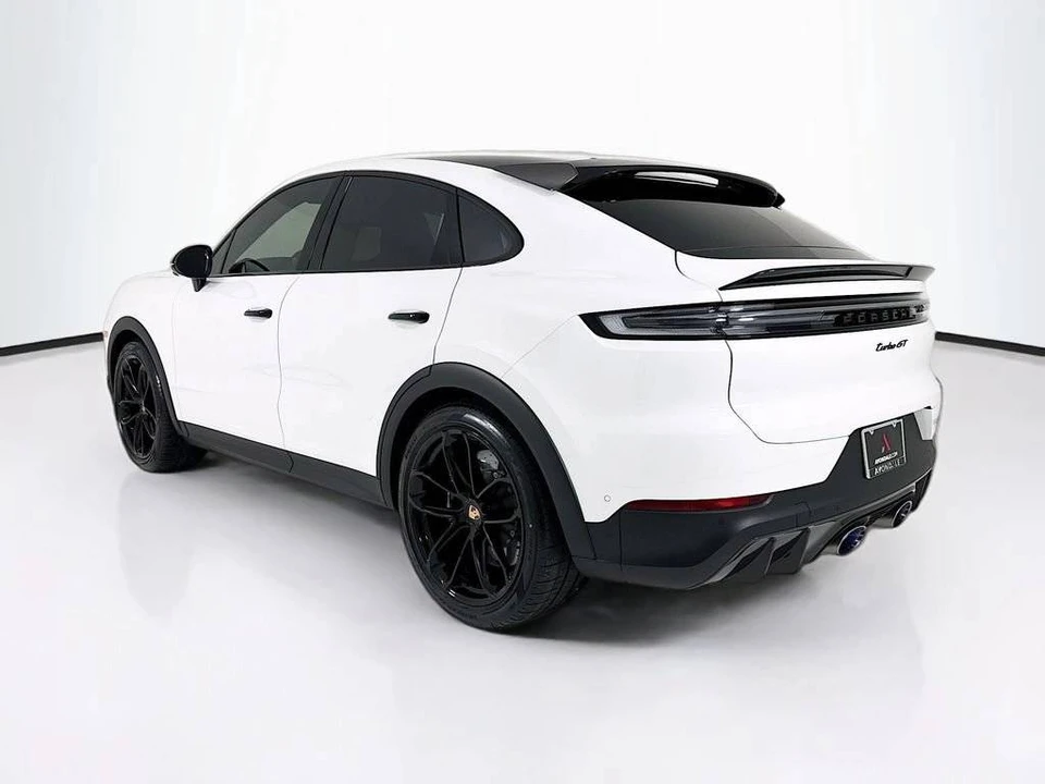 2026 Porsche 9Y0/9Y3 Cayenne Turbo GT - Image 3 of 4