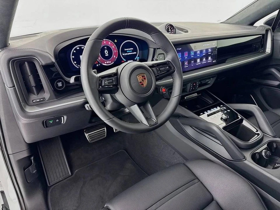 2026 Porsche 9Y0/9Y3 Cayenne Turbo GT - Image 4 of 4