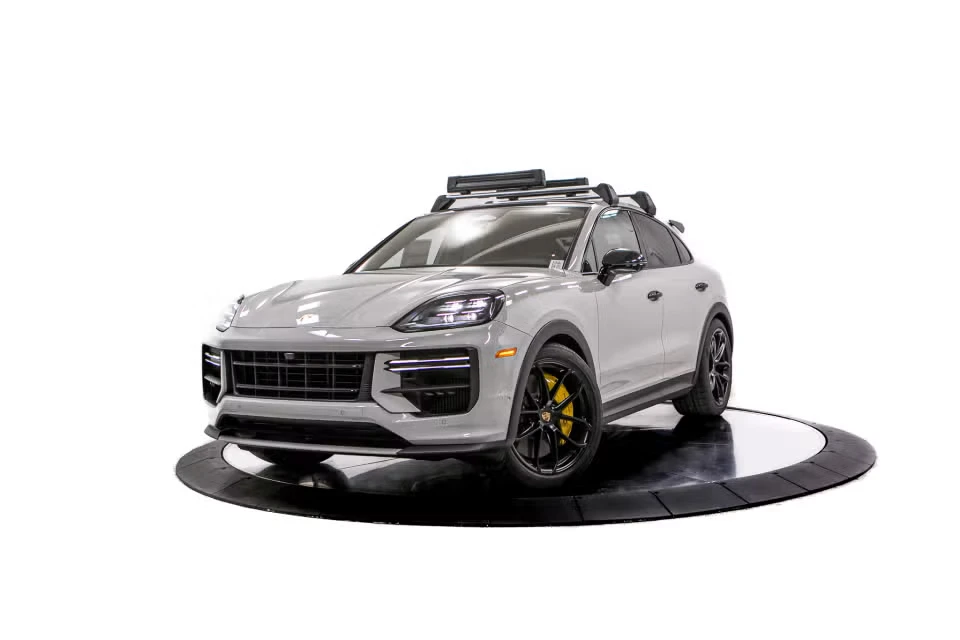 2026 Porsche 9Y0/9Y3 Cayenne Turbo GT - Image 3 of 31
