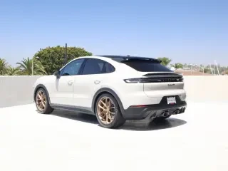 2026 Porsche 9Y0/9Y3 Cayenne Turbo GT - Image 21 of 31