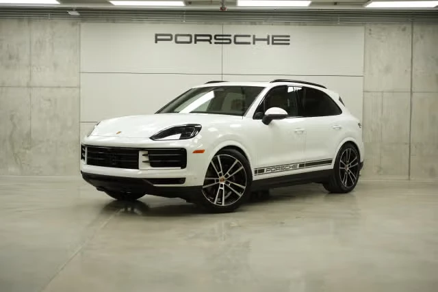 2026 Porsche 9Y0/9Y3 Cayenne - Image 2 of 31