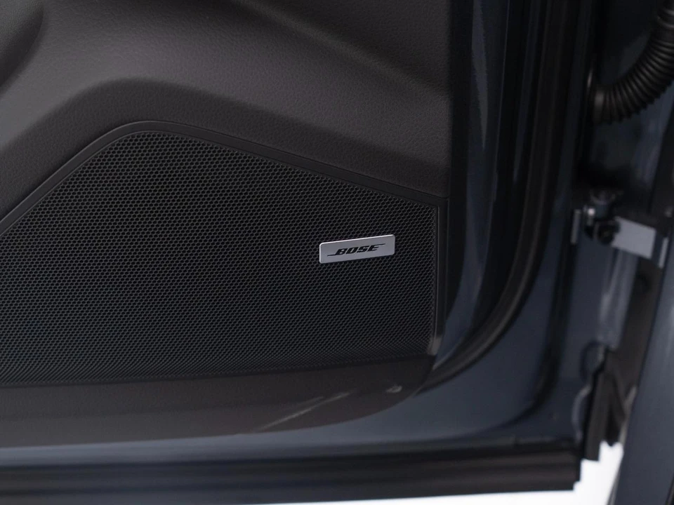 2026 Porsche 9Y0/9Y3 Cayenne - Image 22 of 31