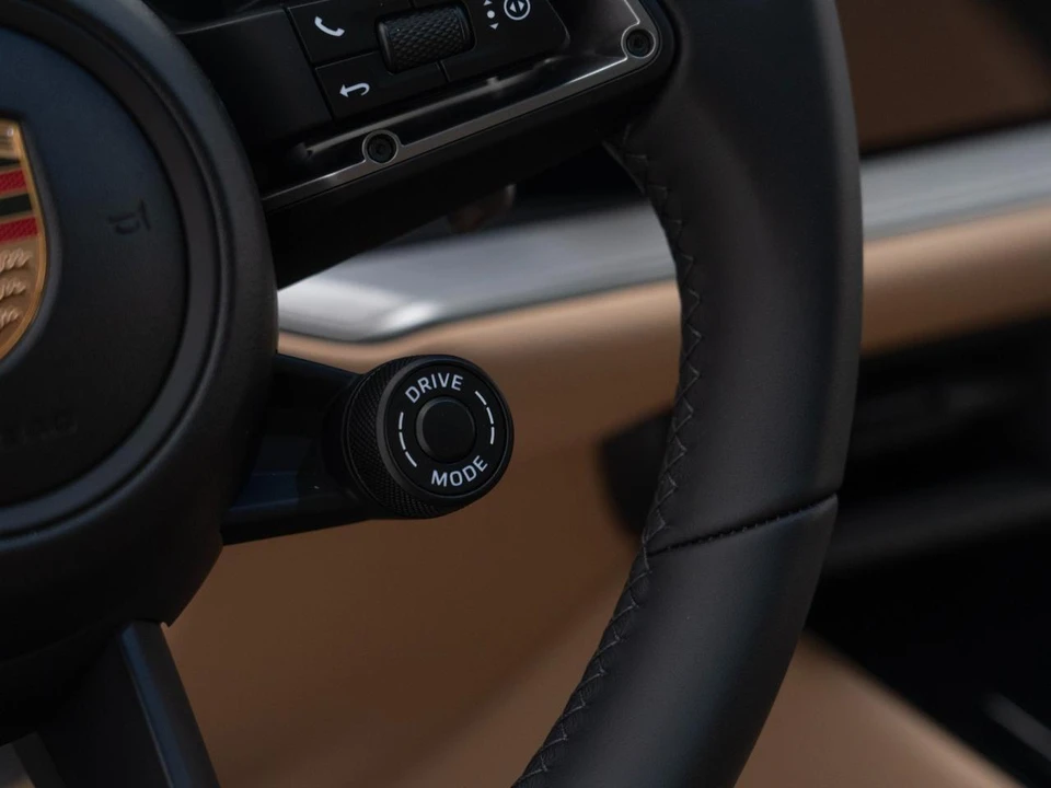 2026 Porsche 9Y0/9Y3 Cayenne - Image 27 of 31