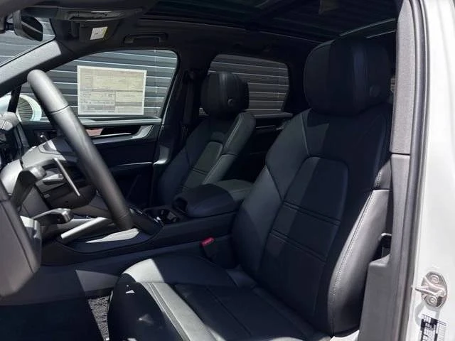 2026 Porsche 9Y0/9Y3 Cayenne - Image 5 of 5