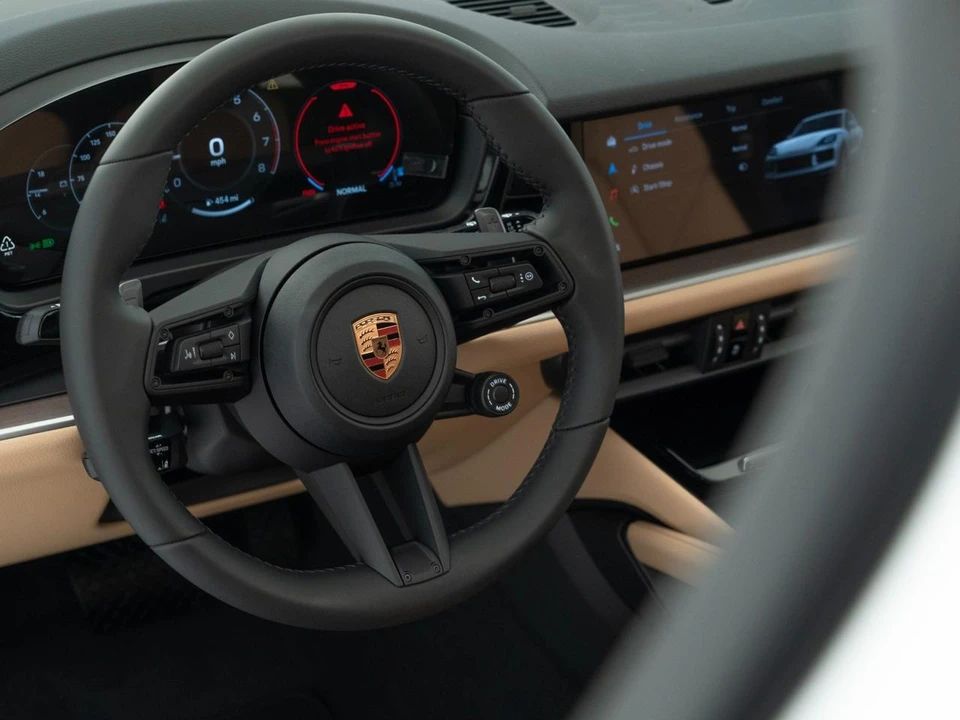2026 Porsche 9Y0/9Y3 Cayenne - Image 19 of 30
