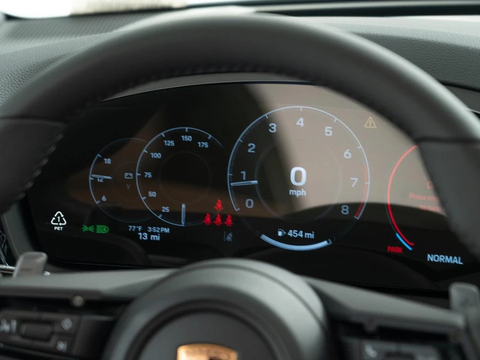 2026 Porsche 9Y0/9Y3 Cayenne - Image 29 of 30