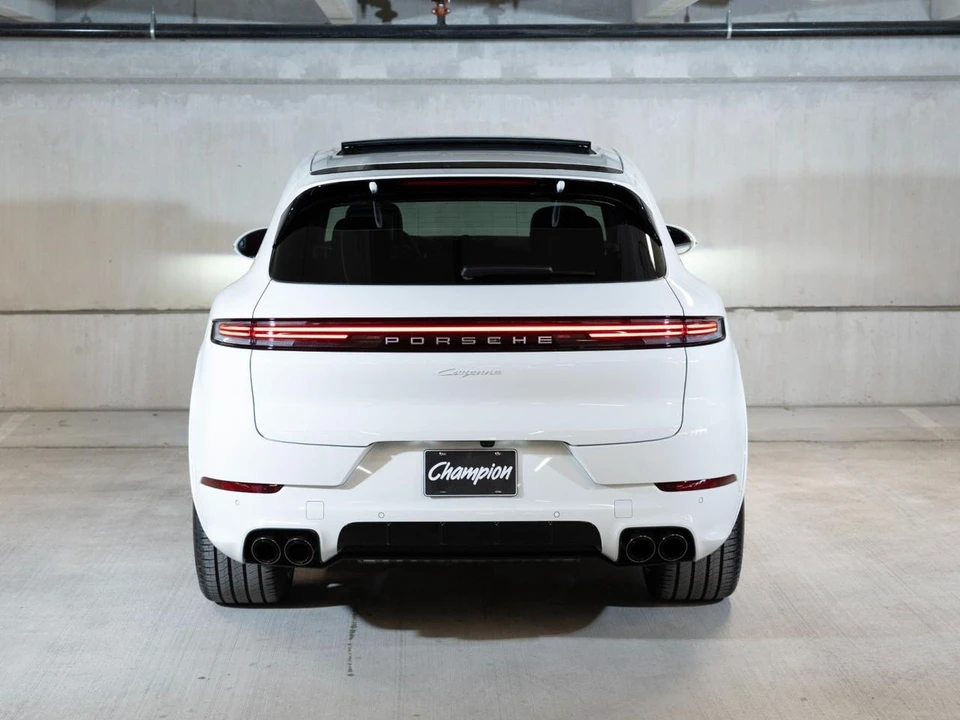 2026 Porsche 9Y0/9Y3 Cayenne - Image 10 of 28