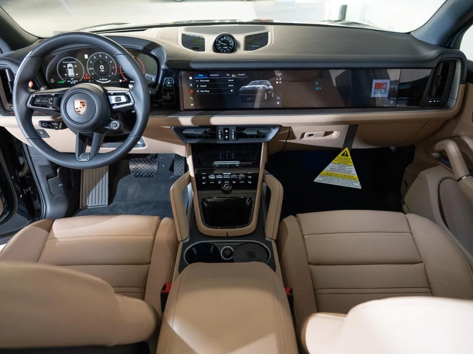 2026 Porsche 9Y0/9Y3 Cayenne - Image 25 of 29