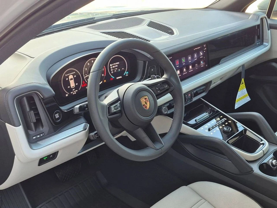 2026 Porsche 9Y0/9Y3 Cayenne - Image 4 of 4