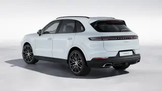 2026 Porsche Cayenne - Image 21 of 30
