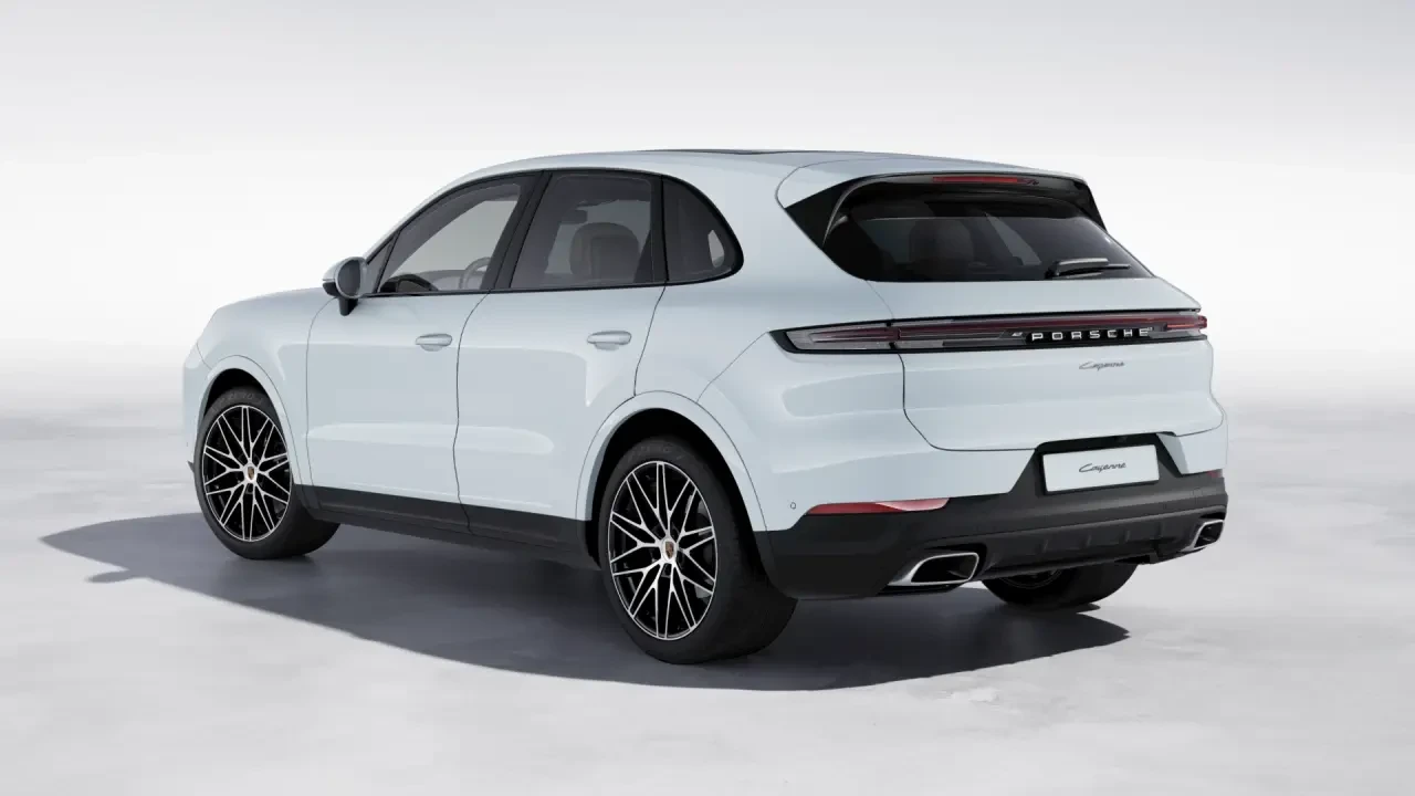 2026 Porsche Cayenne - Image 24 of 30