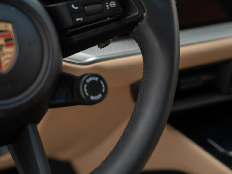 2026 Porsche 9Y0/9Y3 Cayenne - Image 27 of 31