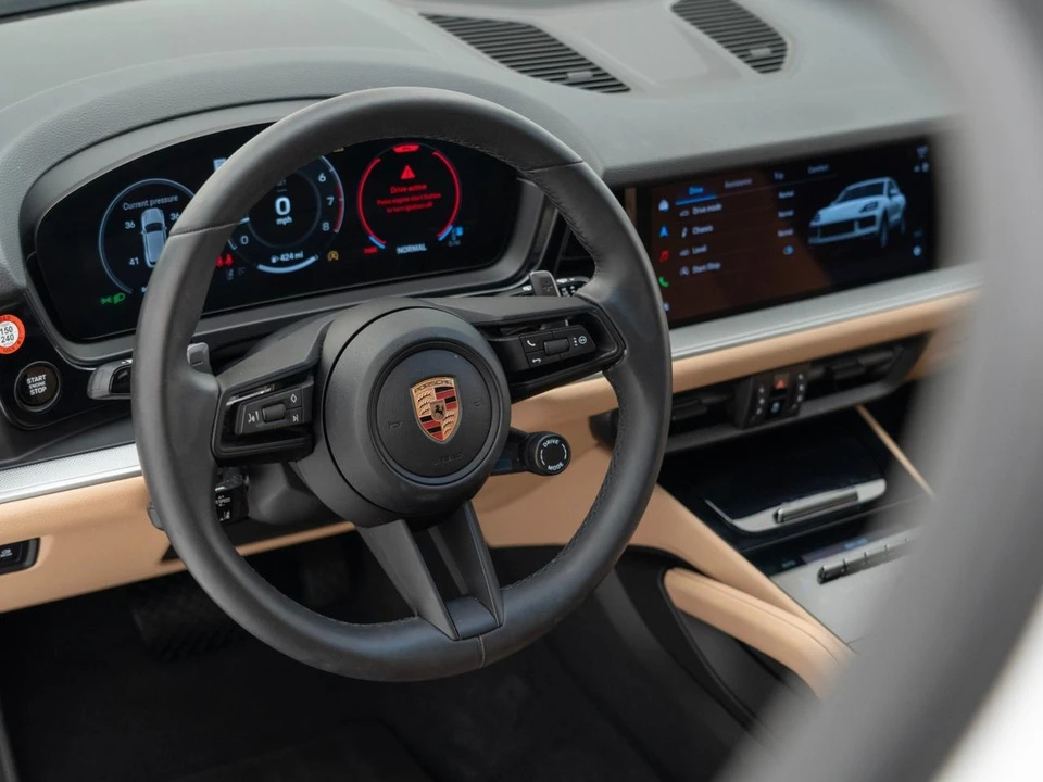2026 Porsche 9Y0/9Y3 Cayenne - Image 20 of 31