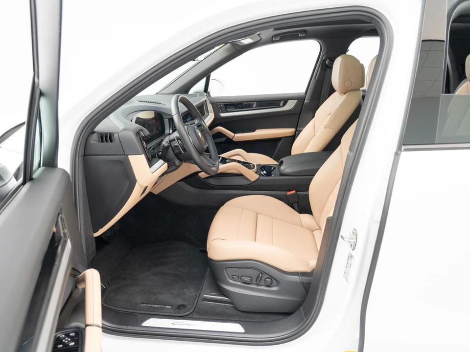 2026 Porsche 9Y0/9Y3 Cayenne - Image 18 of 31