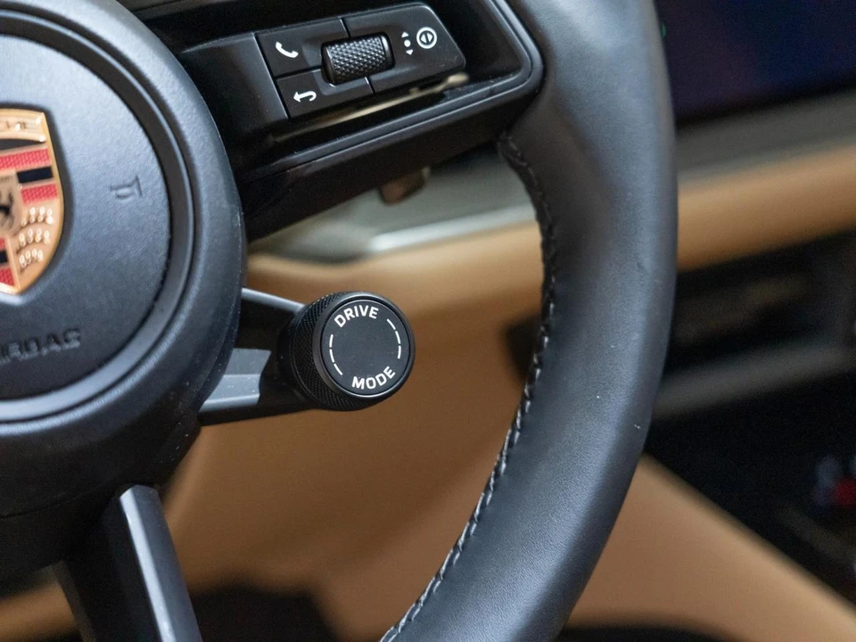 2026 Porsche 9Y0/9Y3 Cayenne - Image 23 of 29