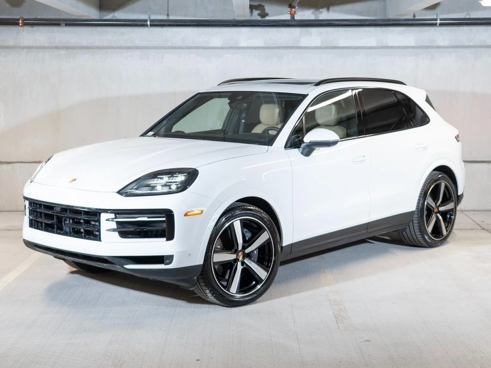 2026 Porsche 9Y0/9Y3 Cayenne - Image 2 of 29