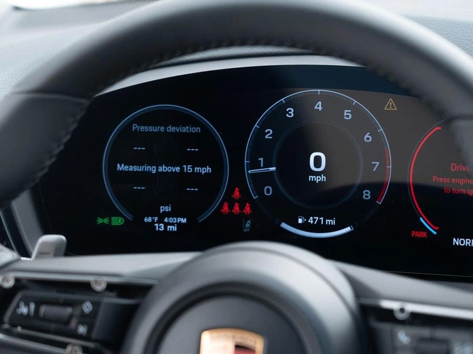 2026 Porsche 9Y0/9Y3 Cayenne - Image 30 of 31