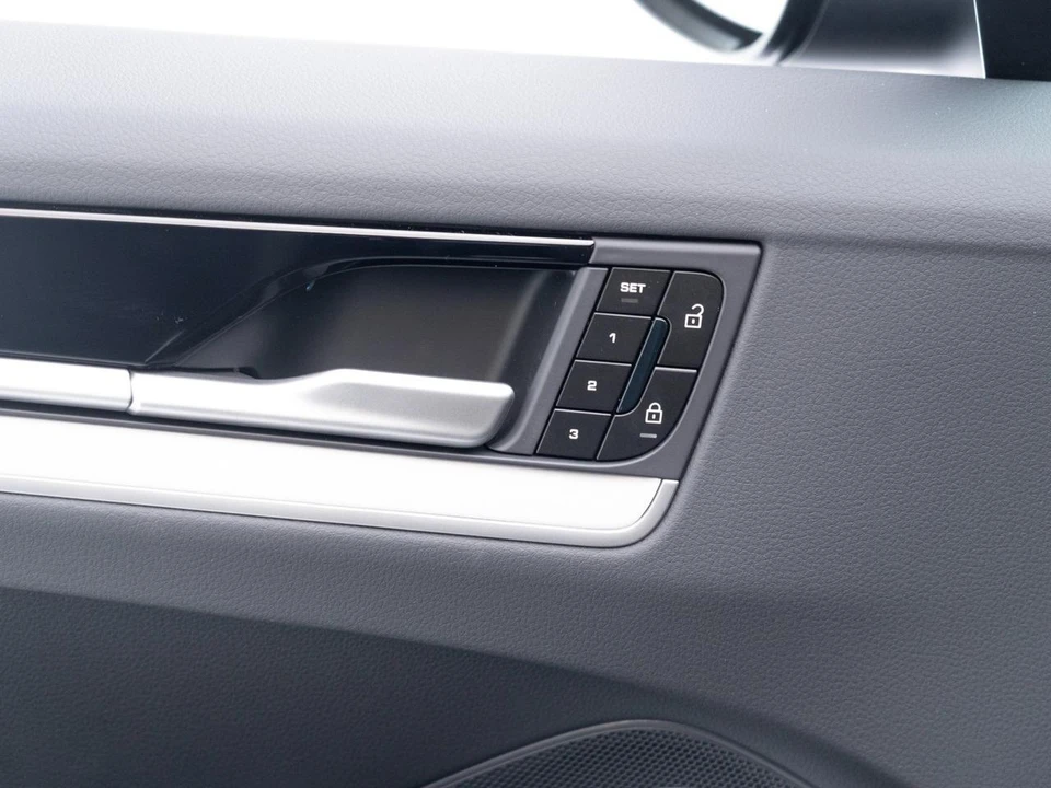 2026 Porsche 9Y0/9Y3 Cayenne - Image 20 of 31