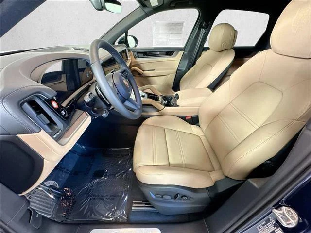2026 Porsche 9Y0/9Y3 Cayenne - Image 5 of 5