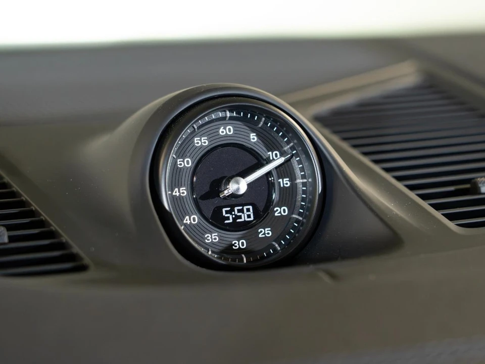 2026 Porsche 9Y0/9Y3 Cayenne - Image 24 of 29