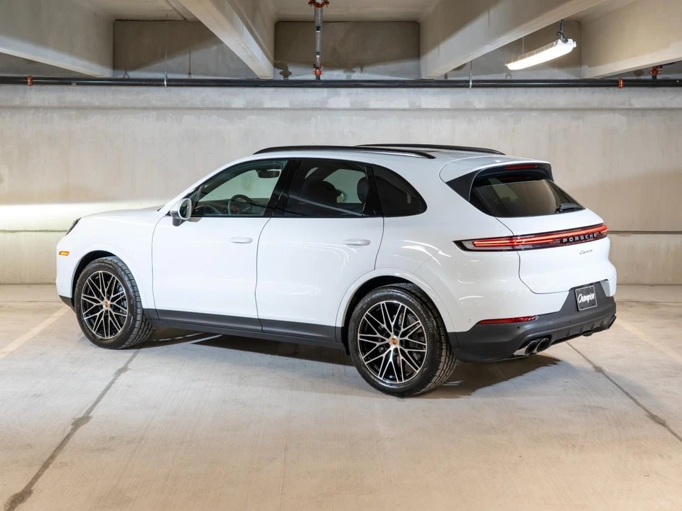 2026 Porsche 9Y0/9Y3 Cayenne - Image 3 of 29