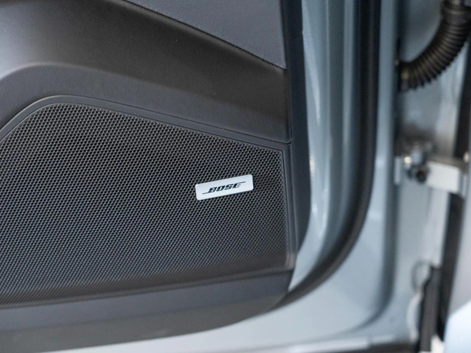 2026 Porsche 9Y0/9Y3 Cayenne - Image 18 of 30