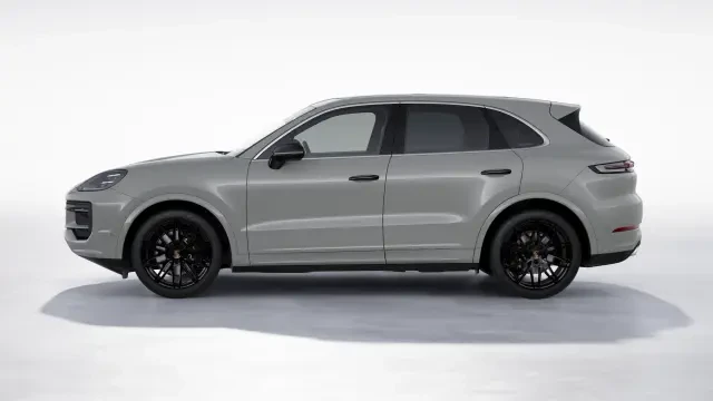 2026 Porsche 9Y0/9Y3 Cayenne - Image 14 of 31