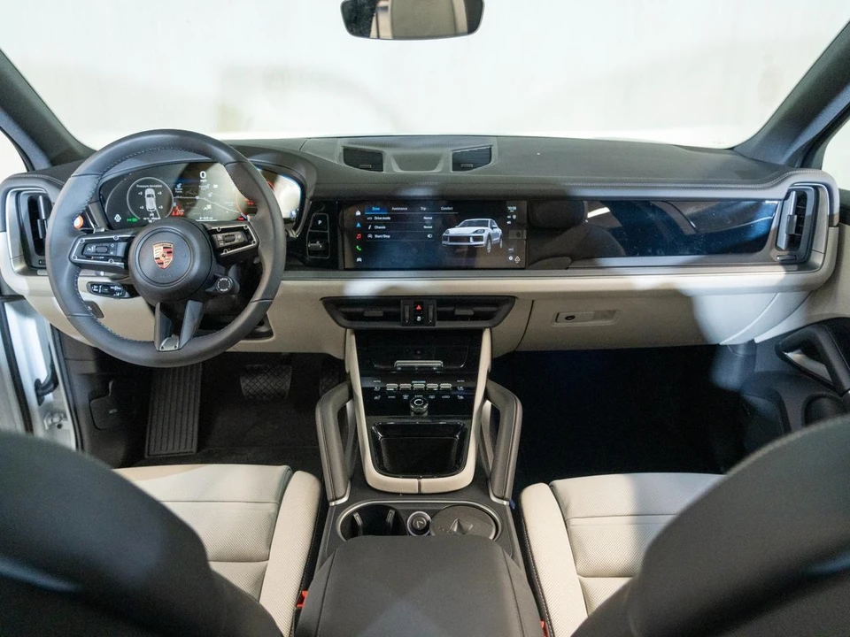 2026 Porsche 9Y0/9Y3 Cayenne - Image 25 of 27