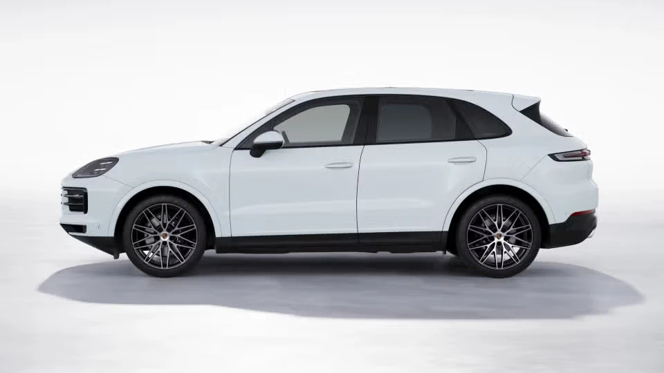 2026 Porsche Cayenne - Image 11 of 30