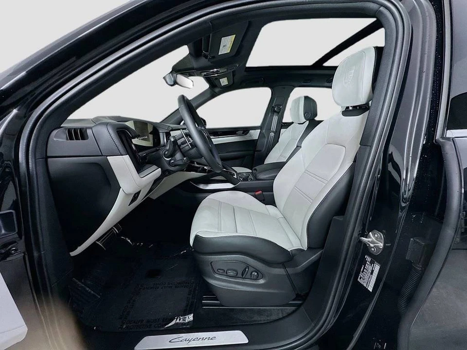 2026 Porsche 9Y0/9Y3 Cayenne - Image 5 of 5