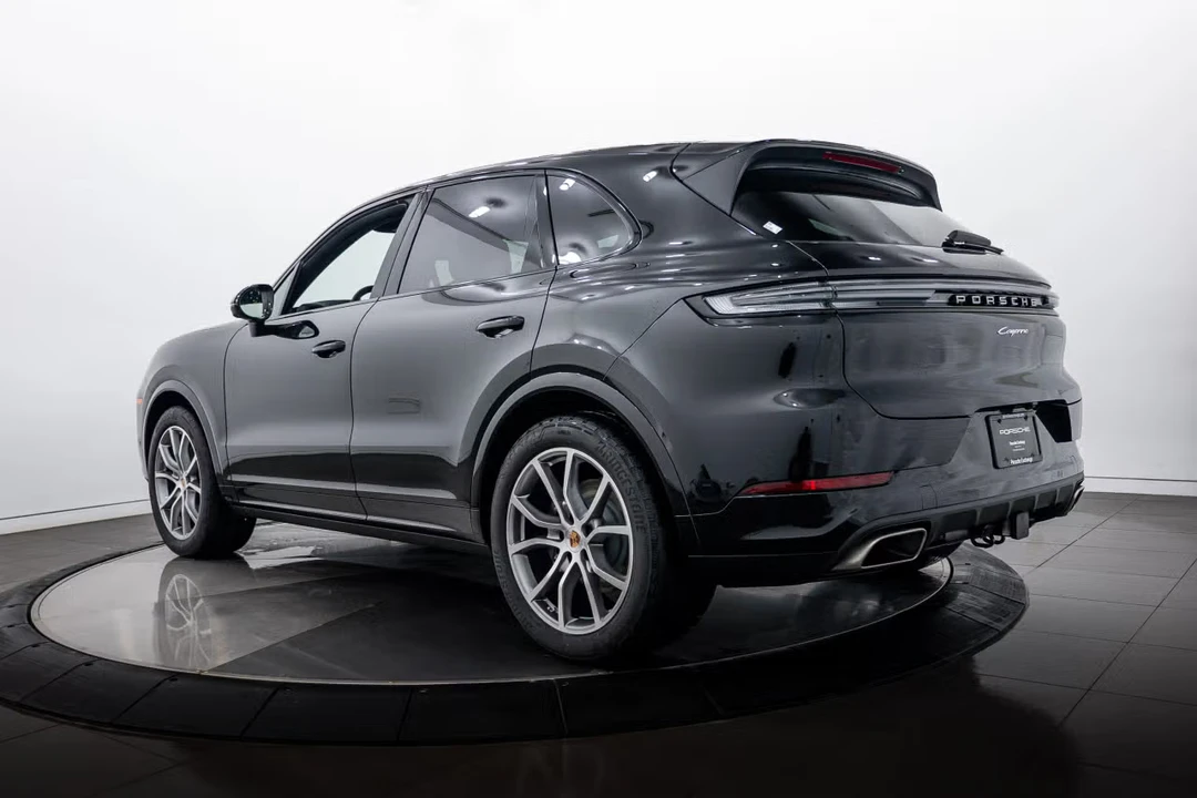 2026 Porsche 9Y0/9Y3 Cayenne - Image 20 of 31
