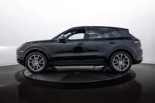 2026 Porsche 9Y0/9Y3 Cayenne - Image 9 of 31