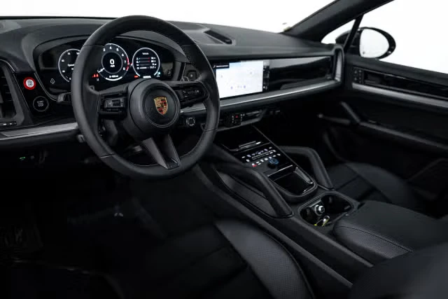 2026 Porsche 9Y0/9Y3 Cayenne - Image 26 of 31