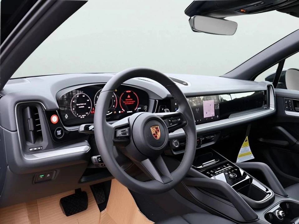 2026 Porsche 9Y0/9Y3 Cayenne - Image 4 of 5