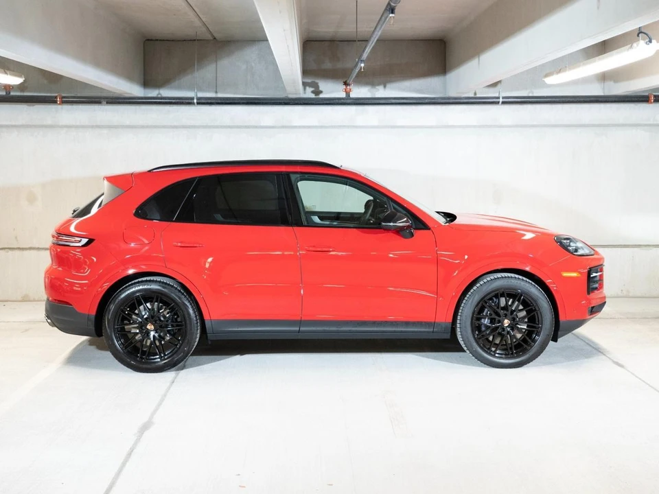 2026 Porsche 9Y0/9Y3 Cayenne - Image 8 of 30