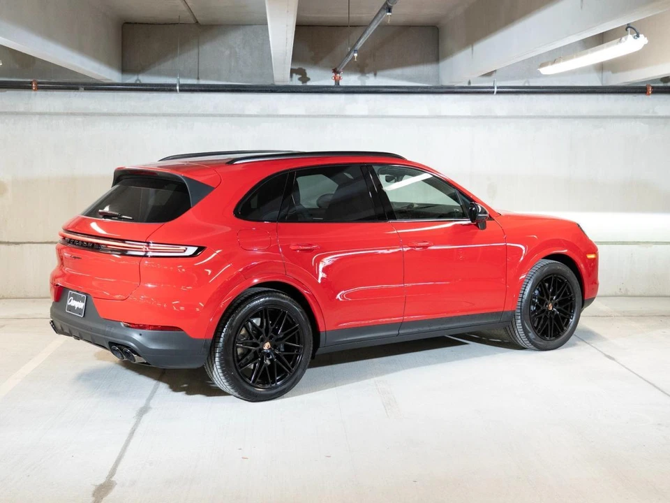 2026 Porsche 9Y0/9Y3 Cayenne - Image 9 of 30