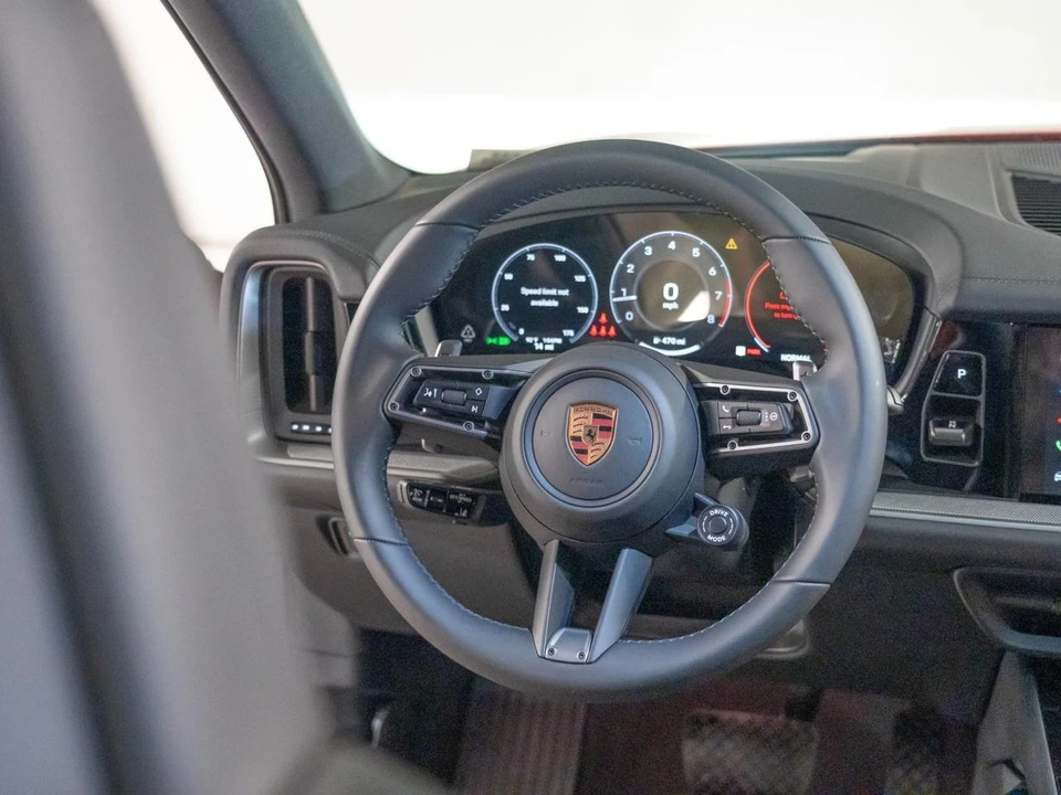 2026 Porsche 9Y0/9Y3 Cayenne - Image 28 of 30